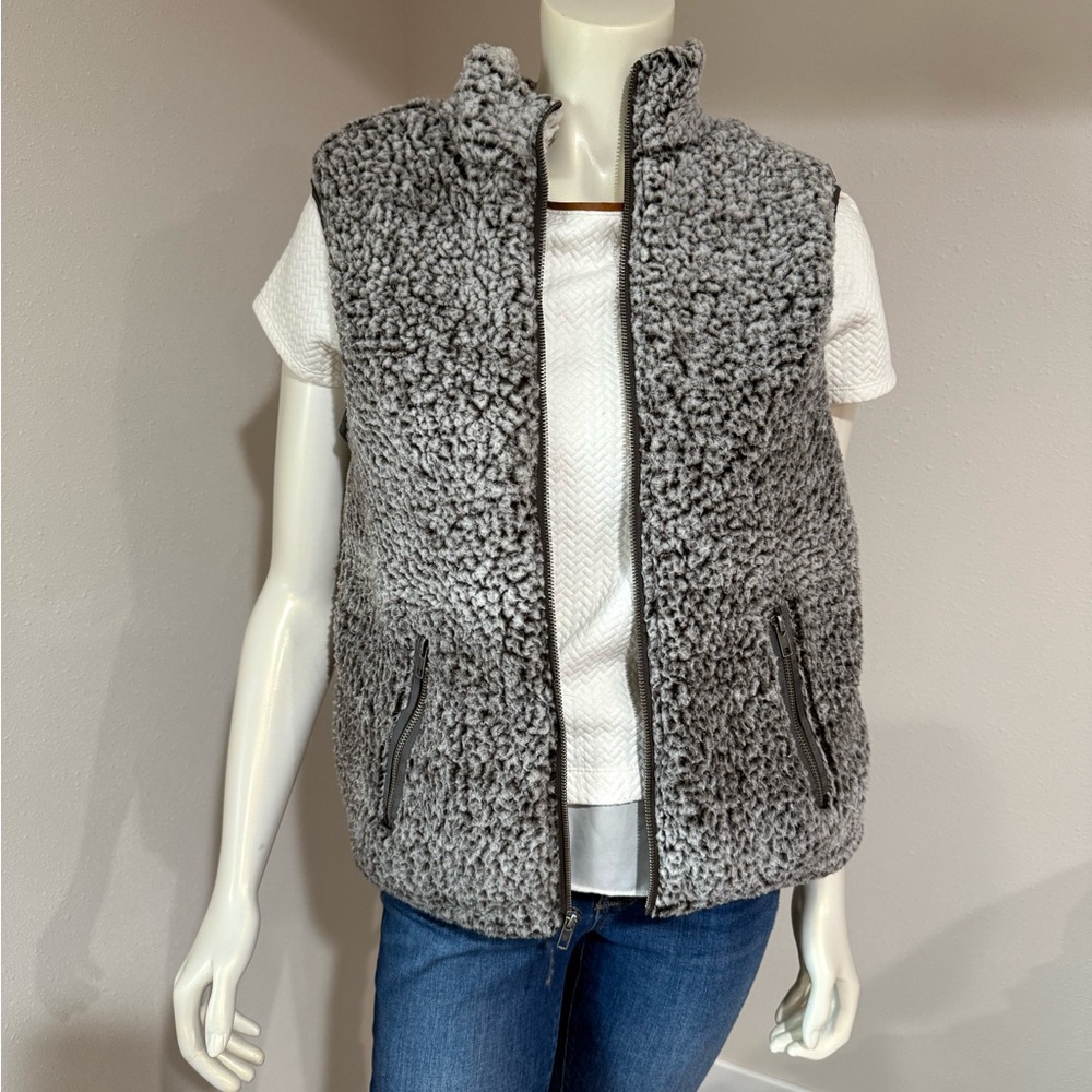 Thread & Supply Gray Fleece Vest